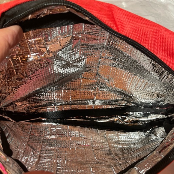 {Budweiser} Red Black White Belt Bag Cooler Insulated NWT - Picture 5 of 6